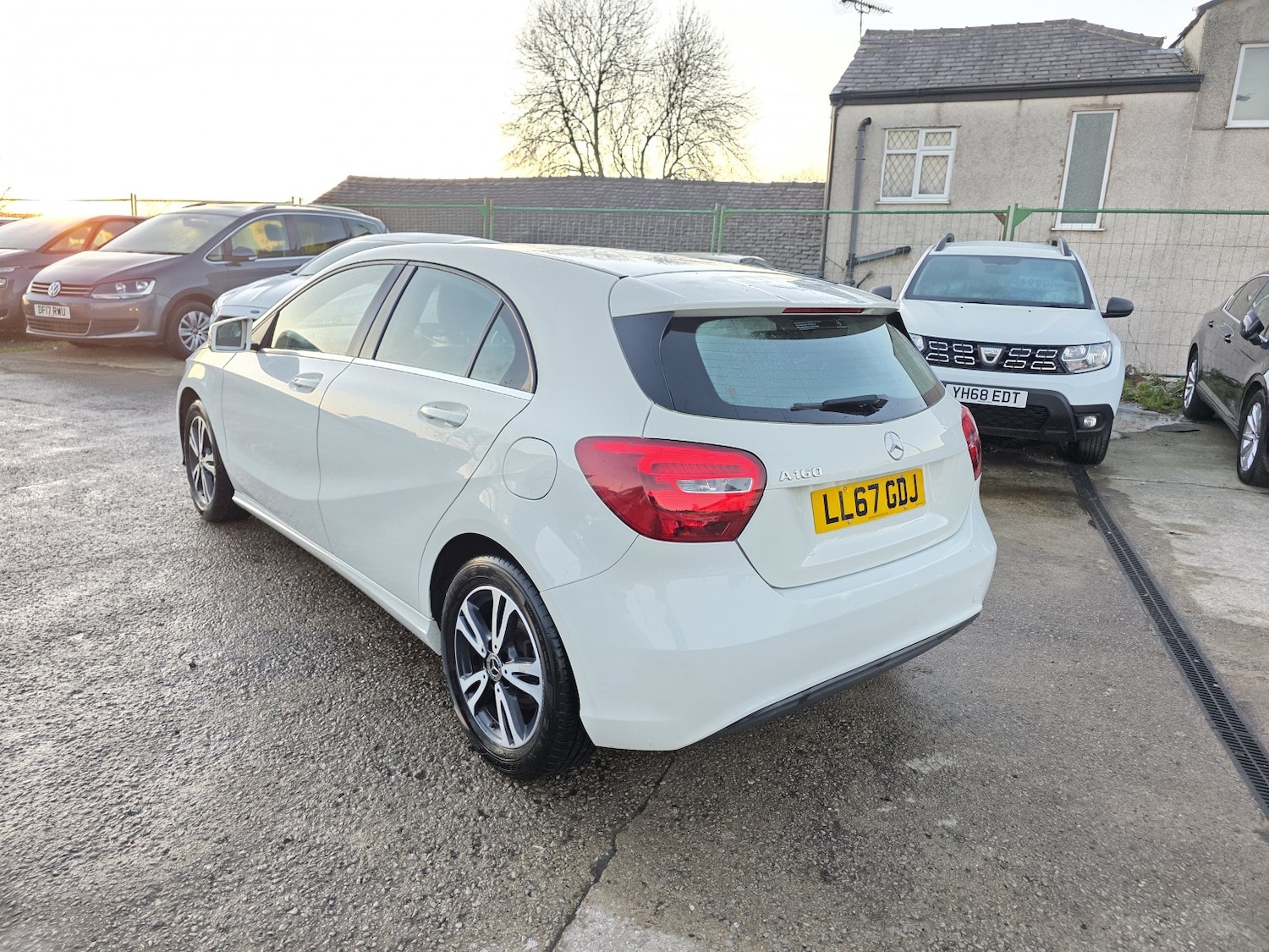 Used Mercedes-Benz A-Class 2017 for sale - 76605843: Photo 6