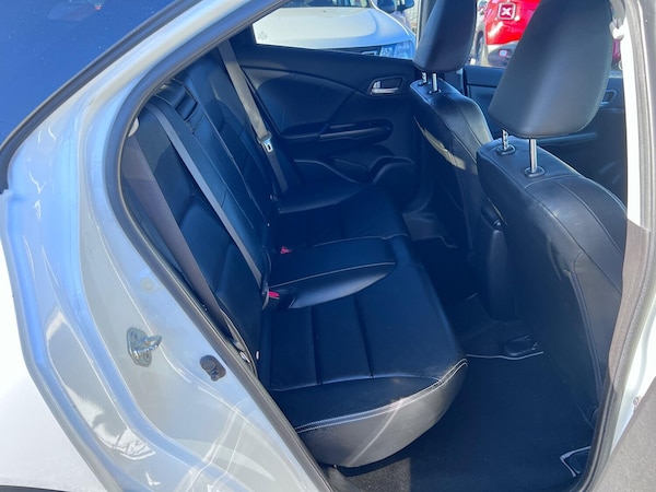 Used Honda Civic 2014 for sale - 74543216: Photo 10