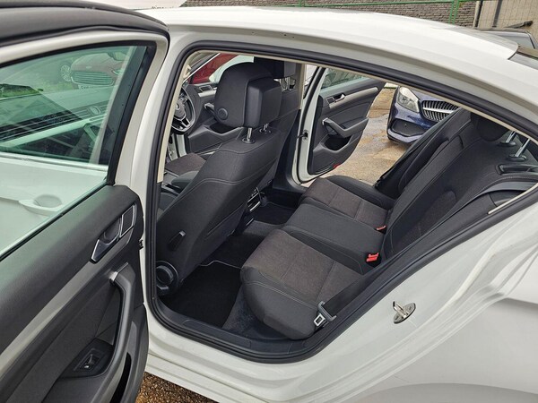 Used Volkswagen Passat 2015 for sale - 75632834: Photo 12