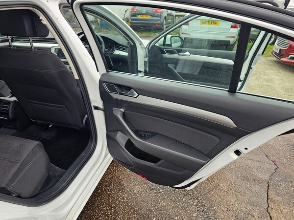 Used Volkswagen Passat 2015 for sale - 75632834: Photo 17