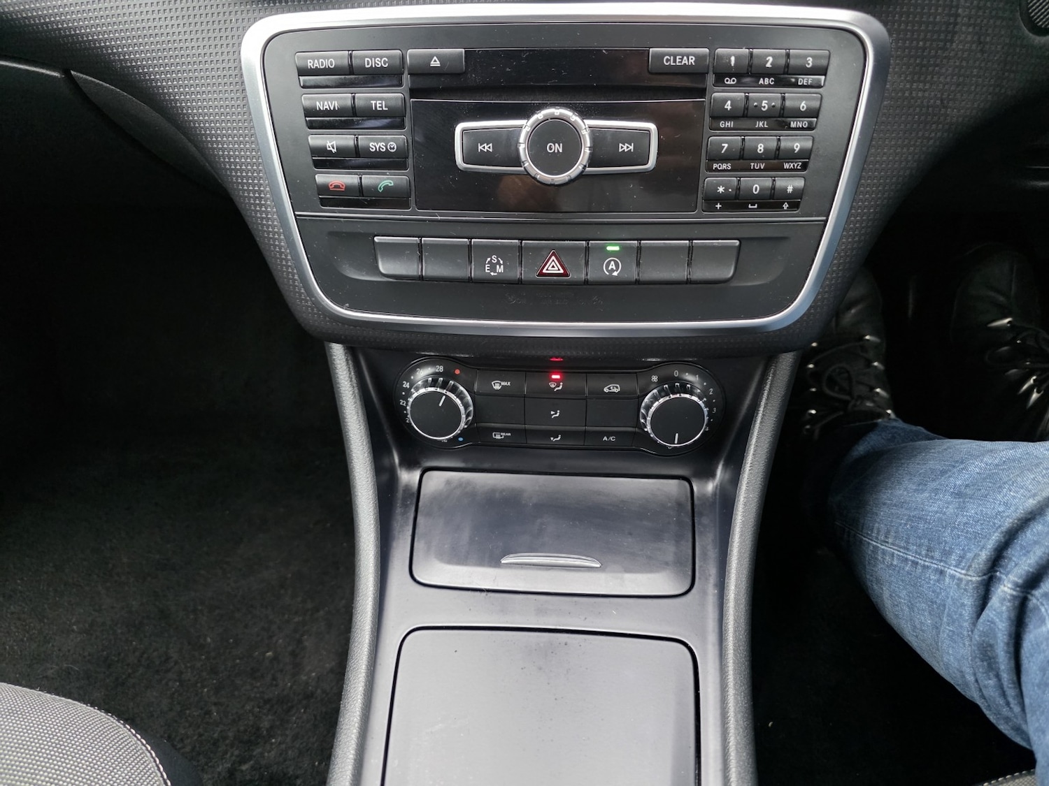 Used Mercedes-Benz A-Class 2015 for sale - 76547774: Photo 16