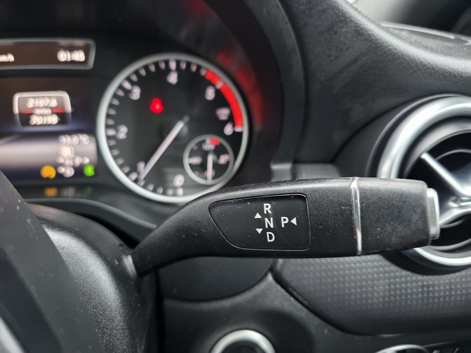 Used Mercedes-Benz A-Class 2015 for sale - 76547774: Photo 24