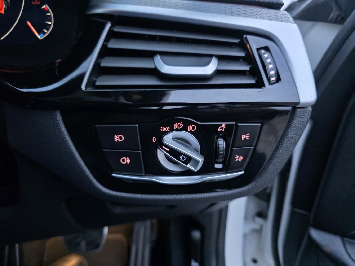 Used BMW 5 Series 2019 for sale - 76848719: Photo 42