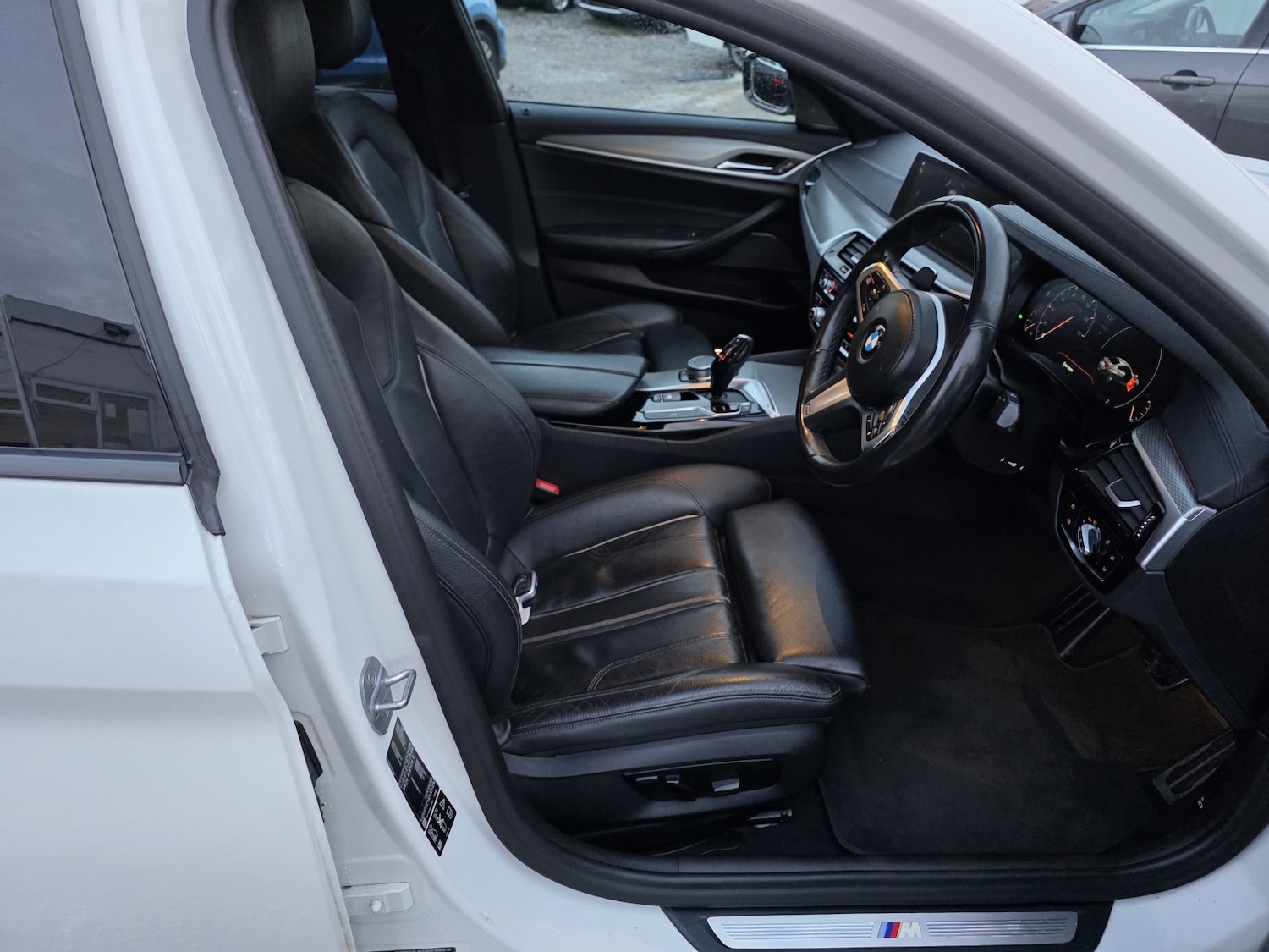 Used BMW 5 Series 2019 for sale - 76848719: Photo 9