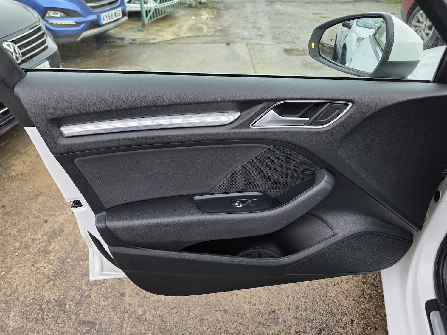 Used Audi A3 2017 for sale - 77173145: Photo 24