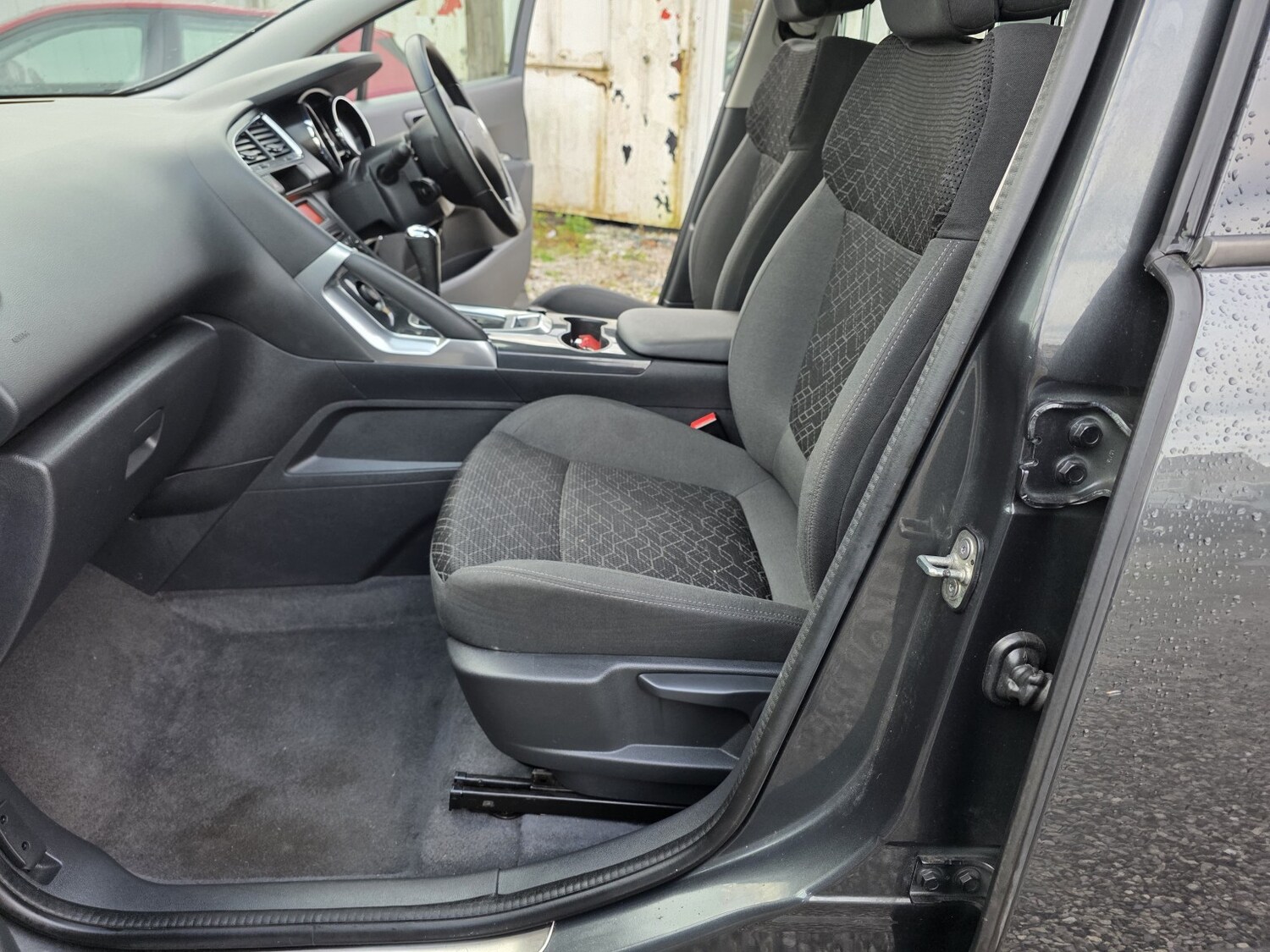 Used Peugeot 3008 2015 for sale - 76299089: Photo 11