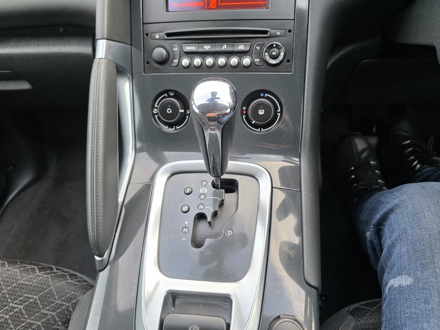 Used Peugeot 3008 2015 for sale - 76299089: Photo 16