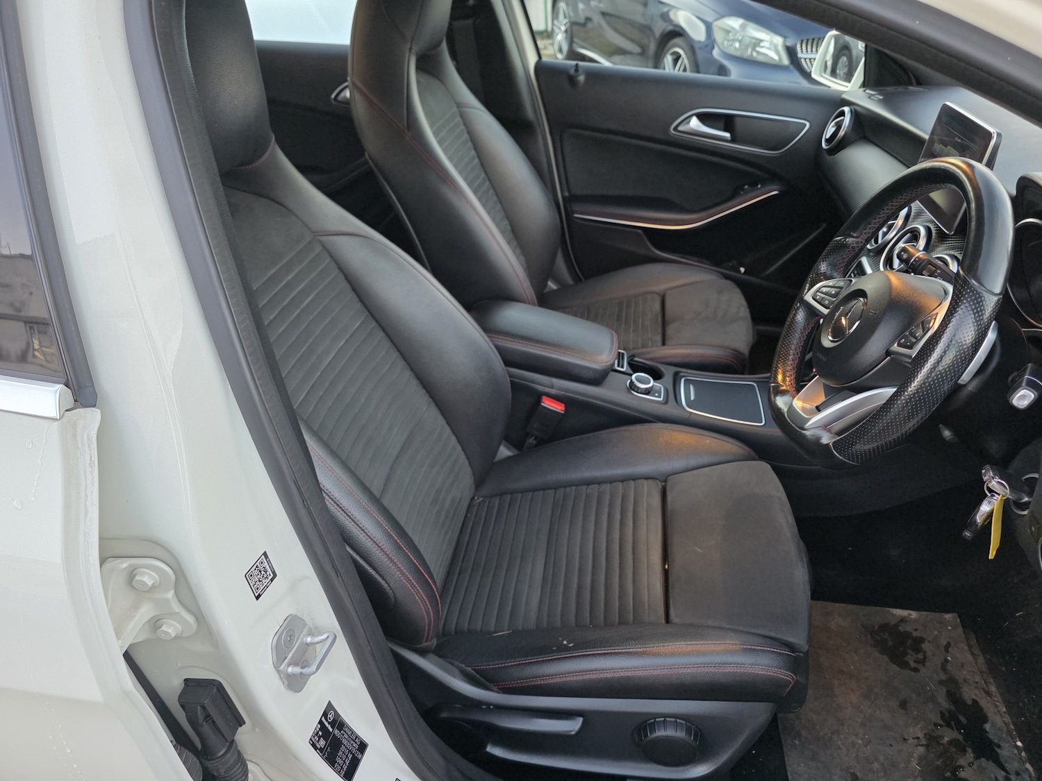 Used Mercedes-Benz A-Class 2016 for sale - 76547809: Photo 10