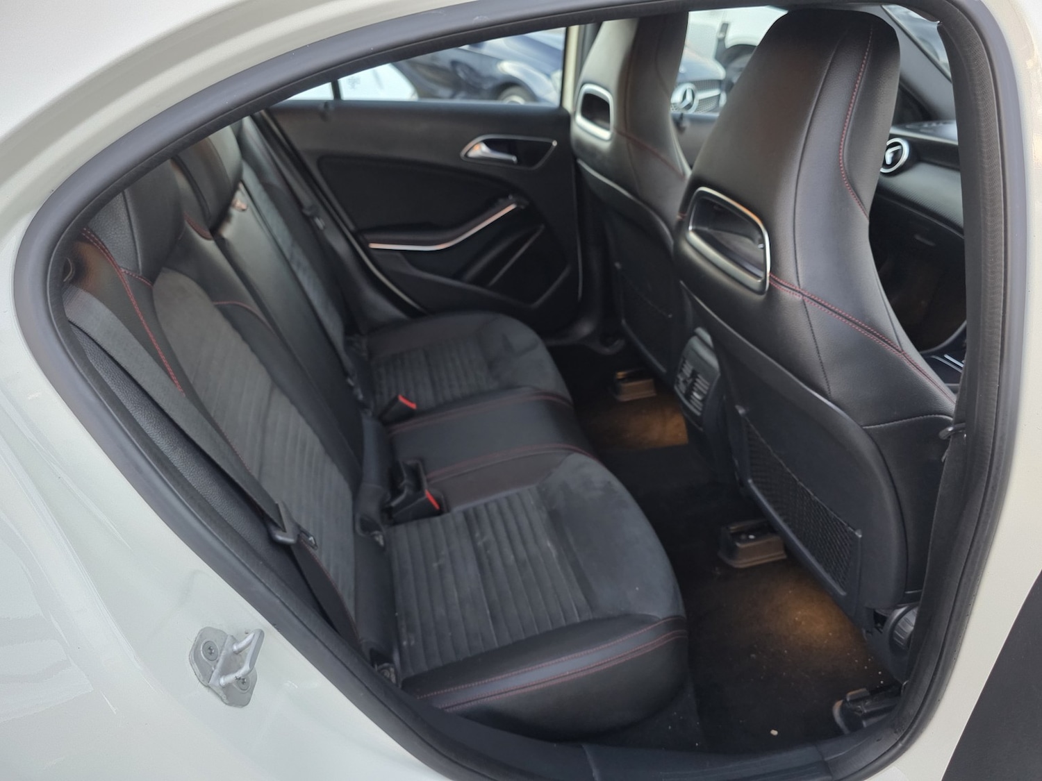 Used Mercedes-Benz A-Class 2016 for sale - 76547809: Photo 11