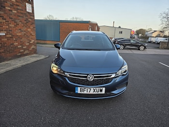 Used Vauxhall Astra 2017 for sale - 77921403: Photo