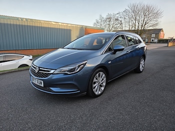 Used Vauxhall Astra 2017 for sale - 77921403: Photo