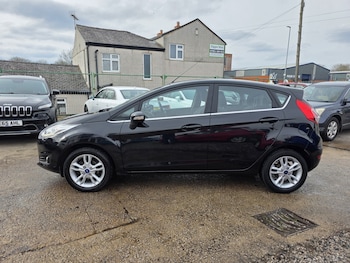 Used Ford Fiesta 2016 for sale - 78112119: Photo