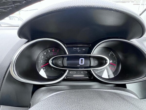 Used Renault Clio 2017 for sale - 74119101: Photo 14