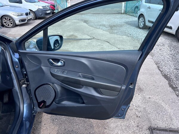 Used Renault Clio 2017 for sale - 74119101: Photo 18