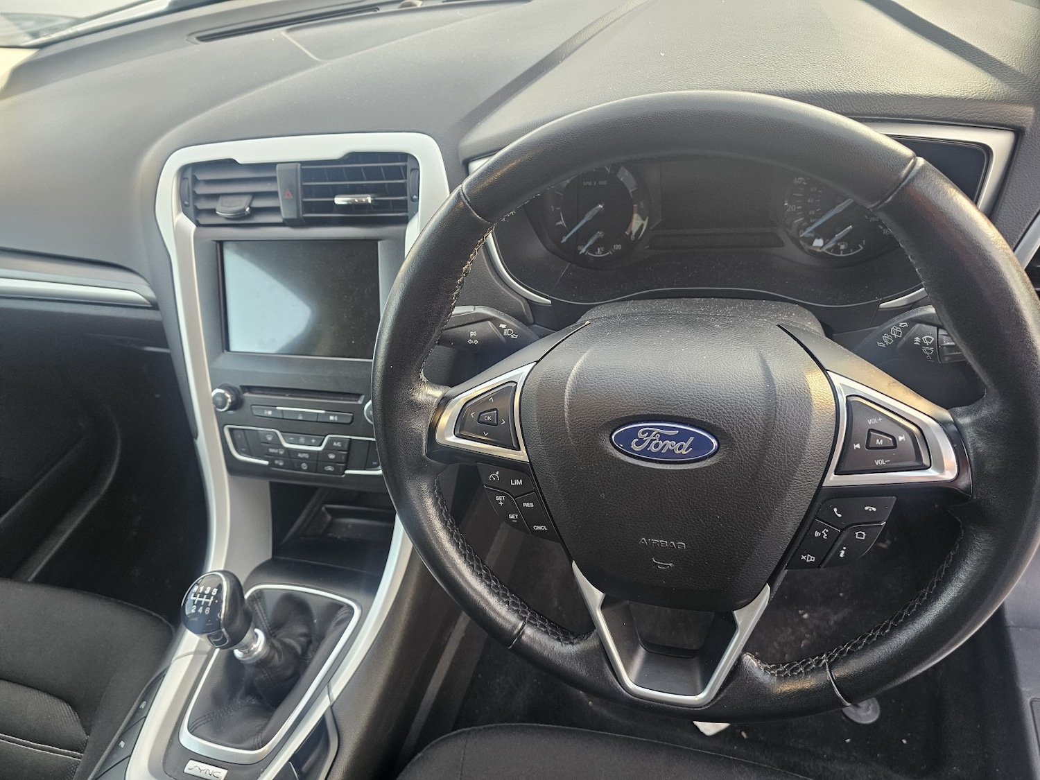 Used Ford Mondeo 2018 for sale - 76963356: Photo 5