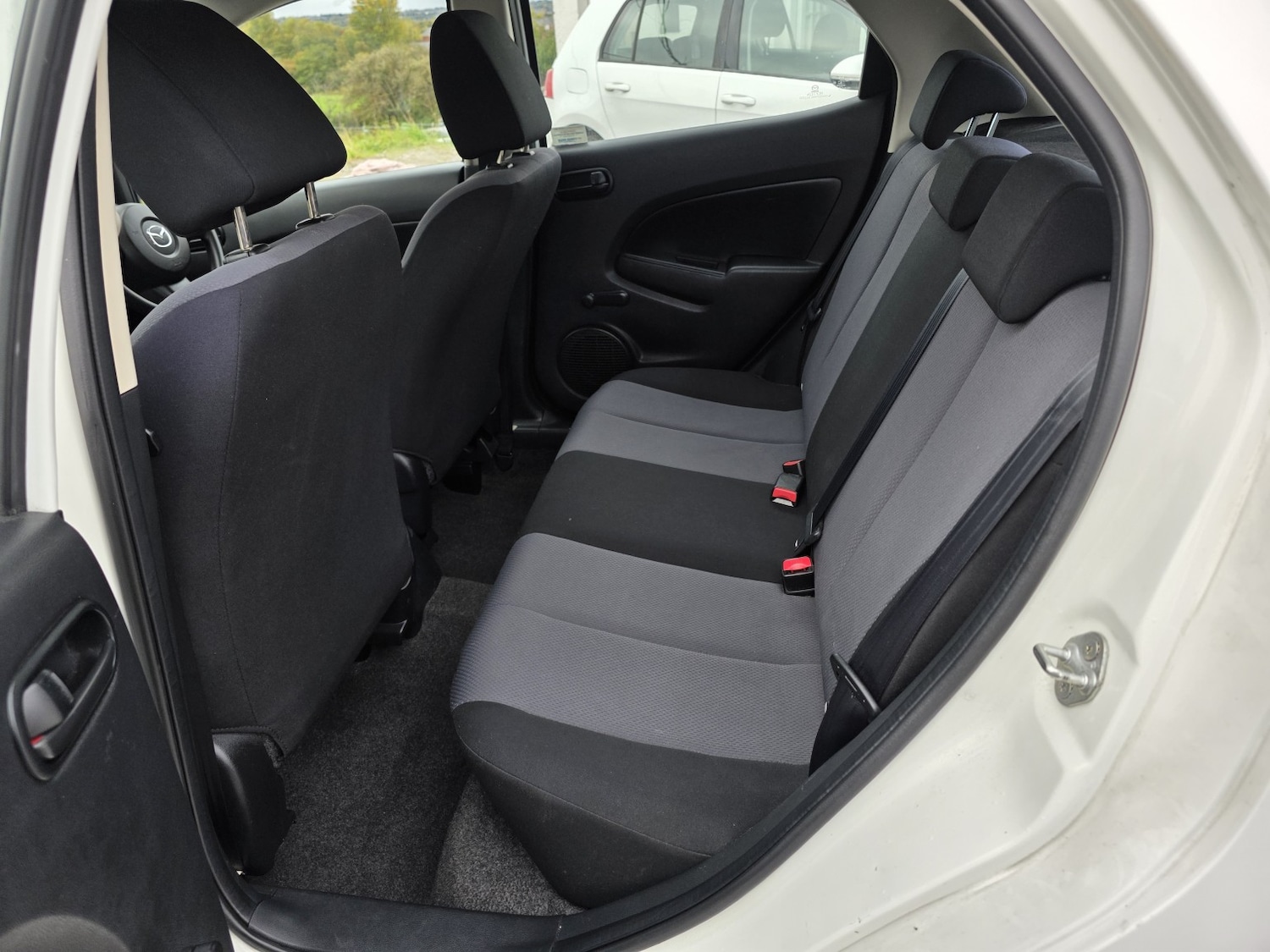 Used Mazda Mazda2 2009 for sale - 76324749: Photo 12