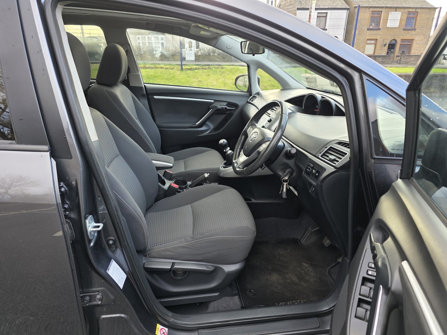 Used Toyota Verso 2015 for sale - 76643353: Photo 13