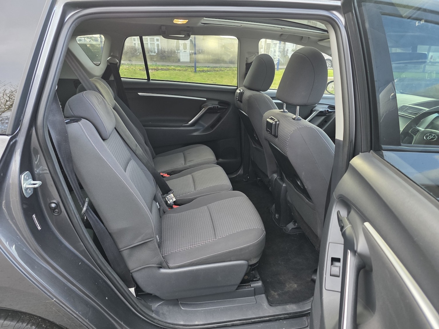 Used Toyota Verso 2015 for sale - 76643353: Photo 15