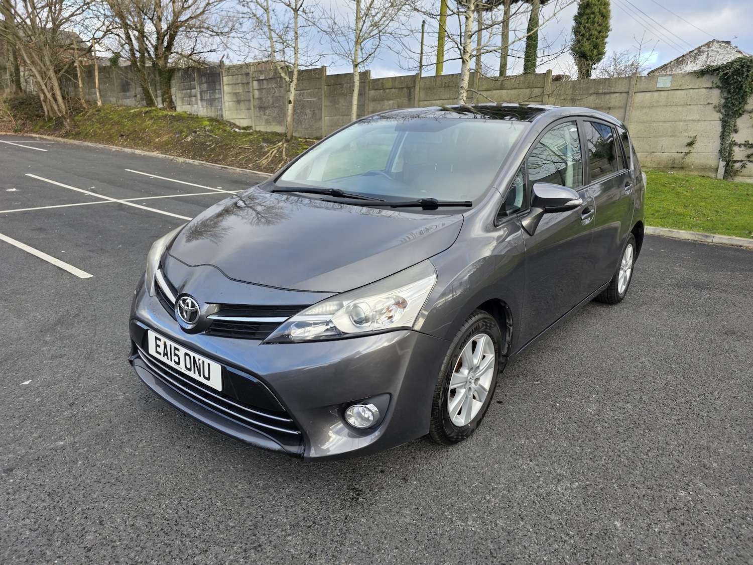 Used Toyota Verso 2015 for sale - 76643353: Photo 2
