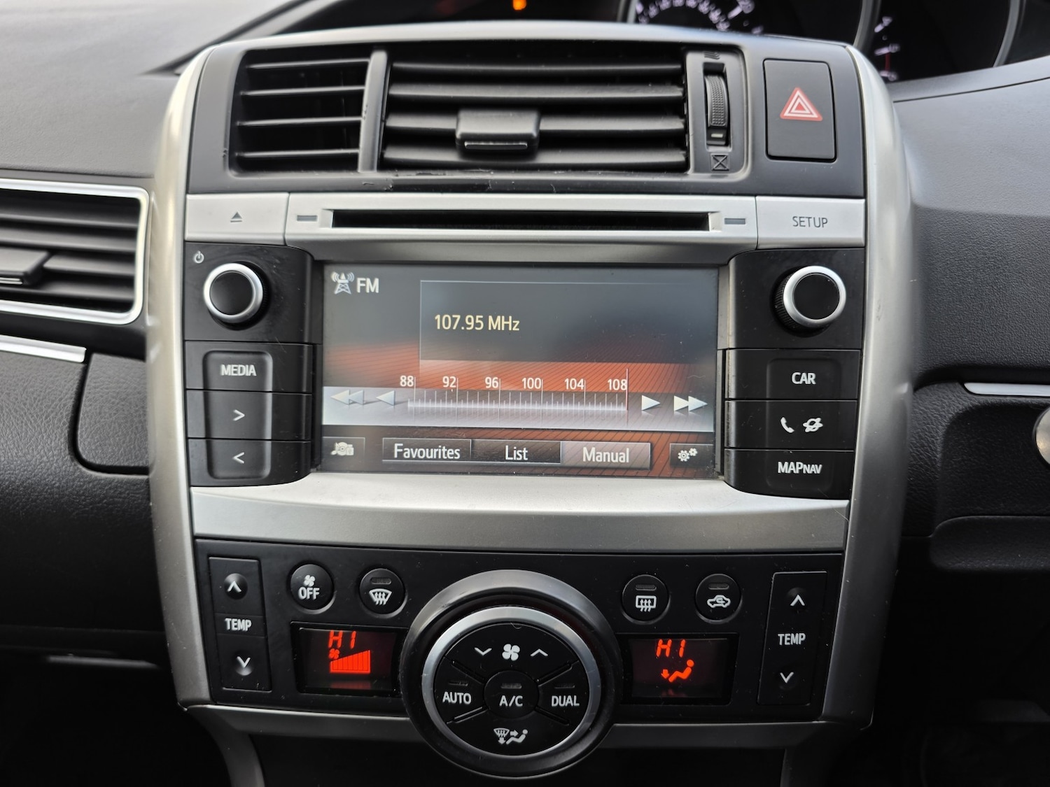 Used Toyota Verso 2015 for sale - 76643353: Photo 24