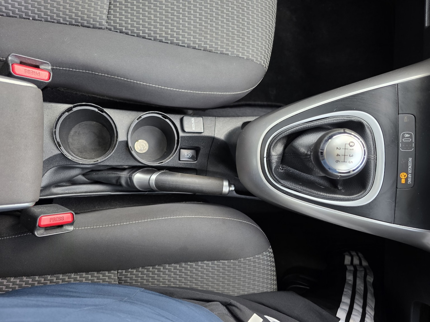 Used Toyota Verso 2015 for sale - 76643353: Photo 27