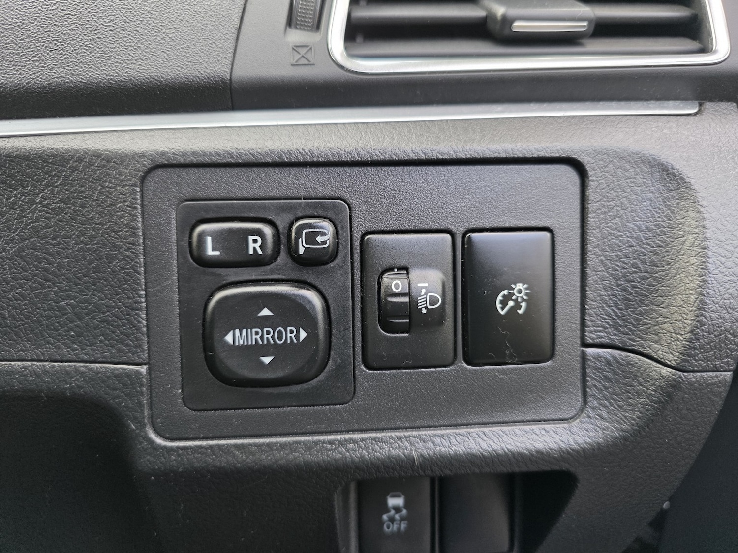 Used Toyota Verso 2015 for sale - 76643353: Photo 28