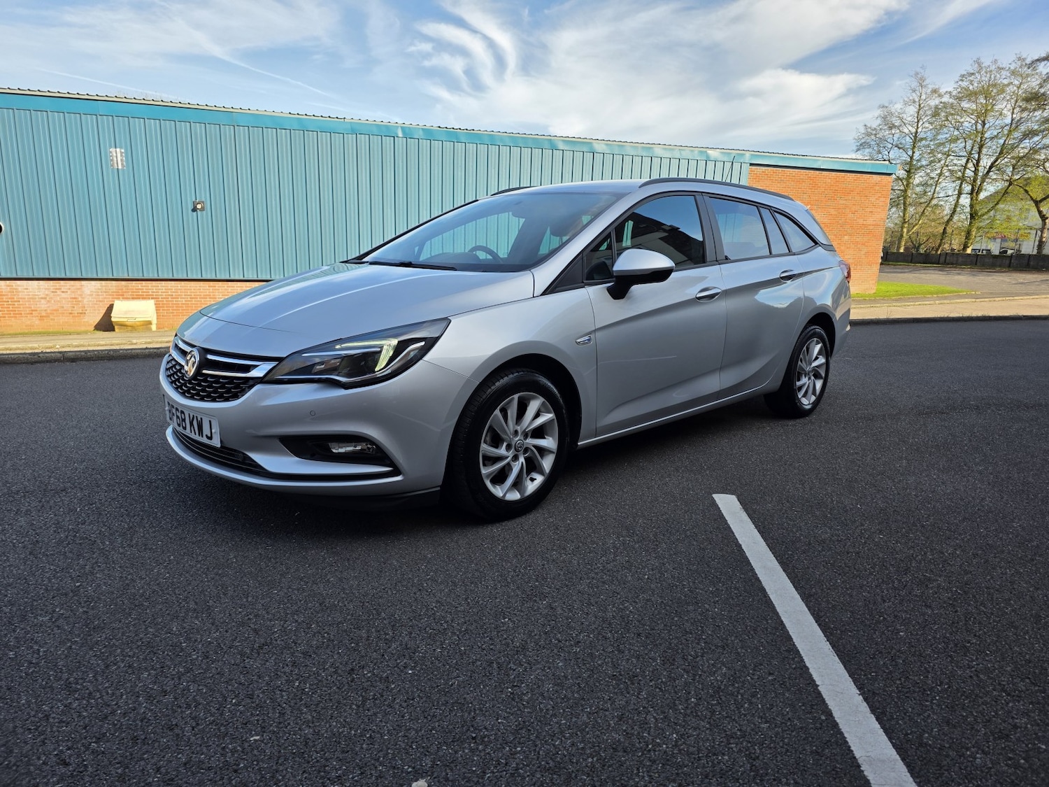 Used Vauxhall Astra 2018 for sale - 78145804: Photo 3