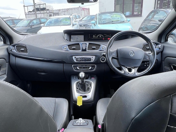 Used Renault Grand Scenic 2014 for sale - 73954773: Photo 14