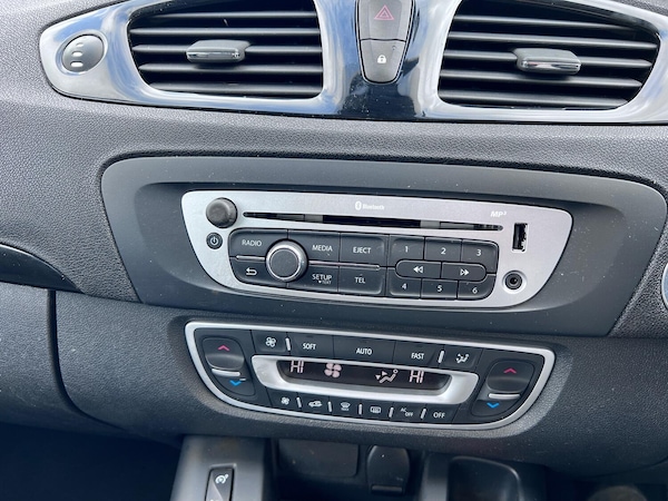 Used Renault Grand Scenic 2014 for sale - 73954773: Photo 15