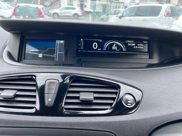 Used Renault Grand Scenic 2014 for sale - 73954773: Photo 16