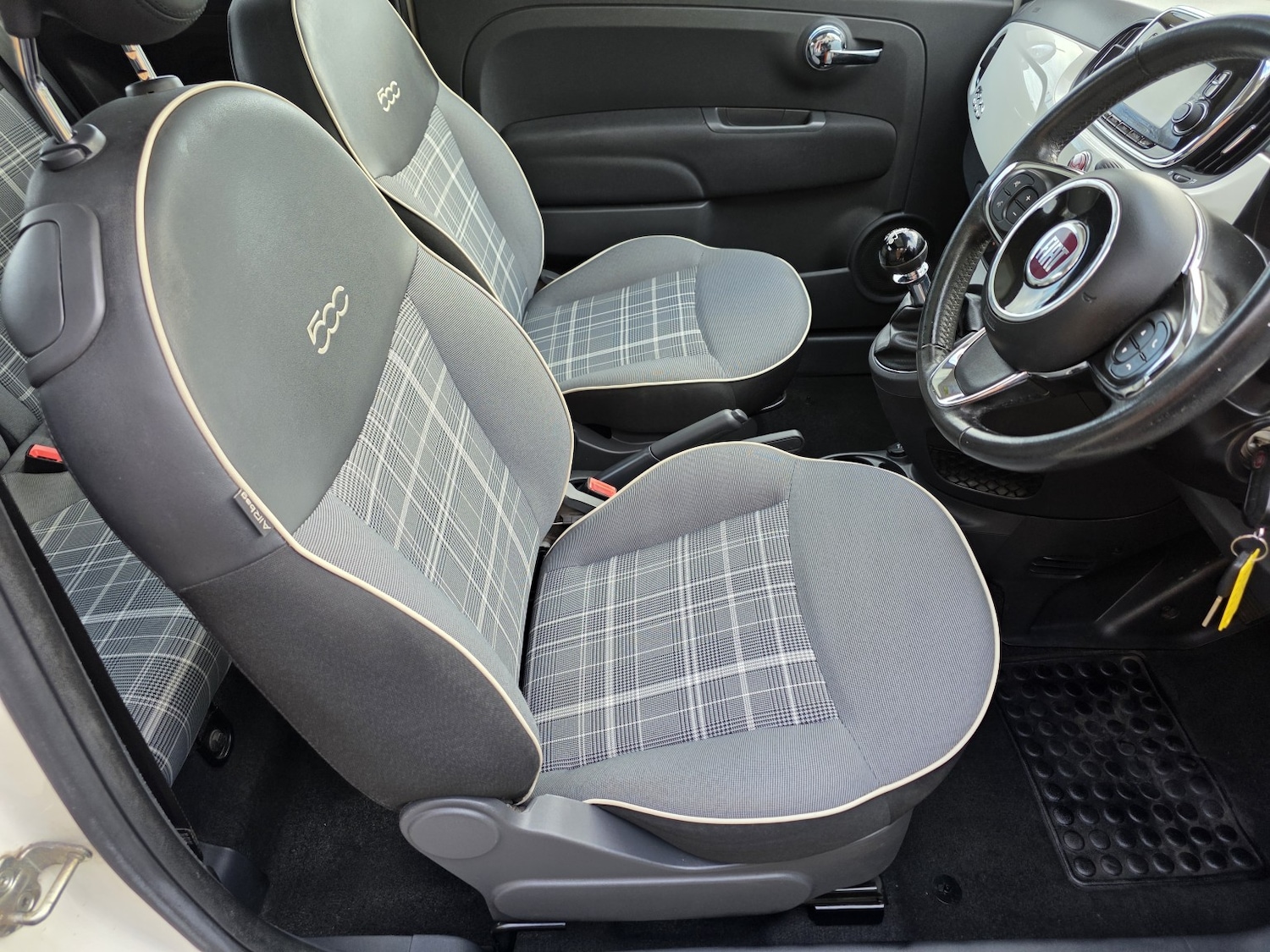 Used Fiat 500 2016 for sale - 77891640: Photo 9