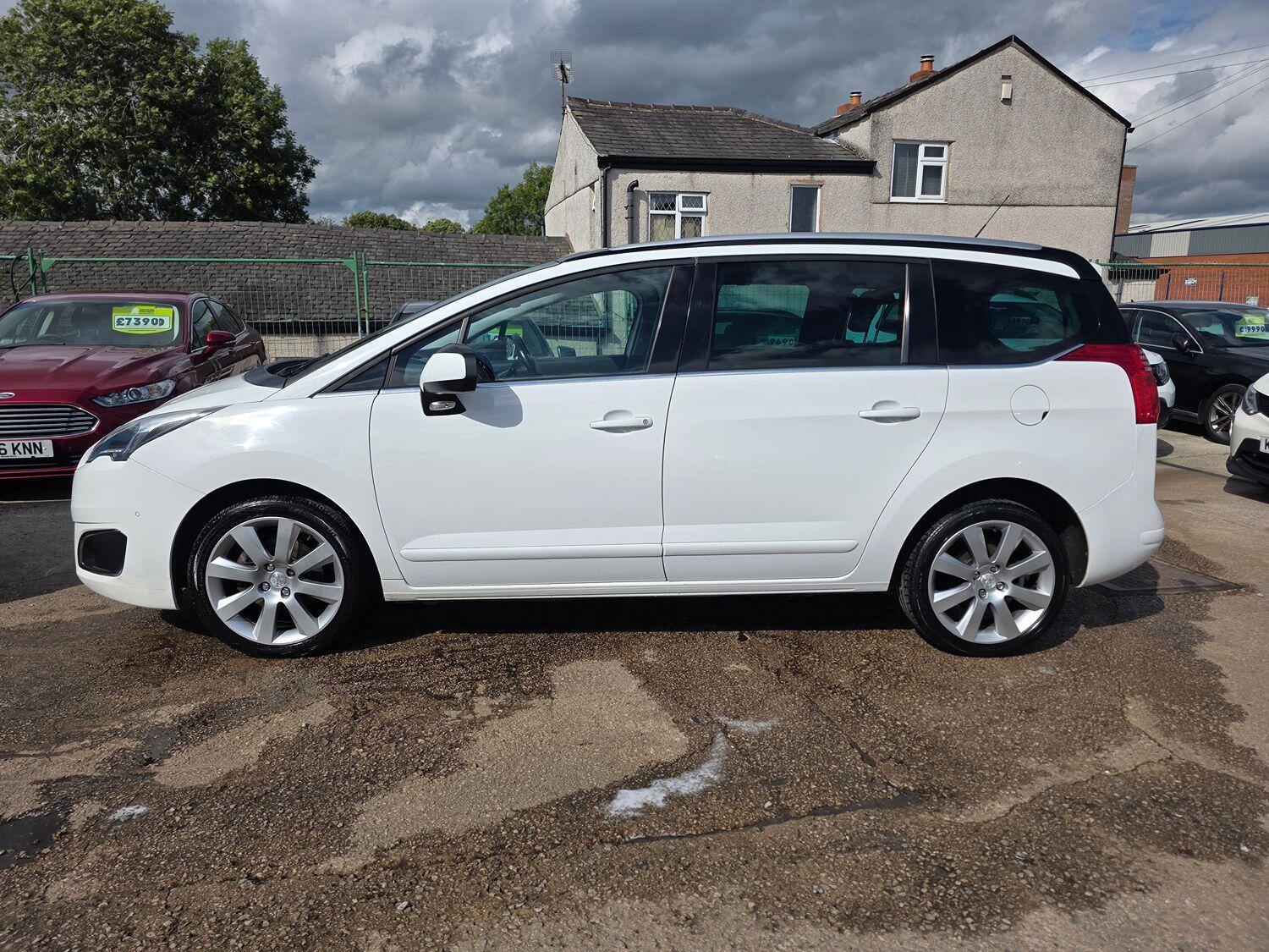 Used Peugeot 5008 2016 for sale - 77342701: Photo 5