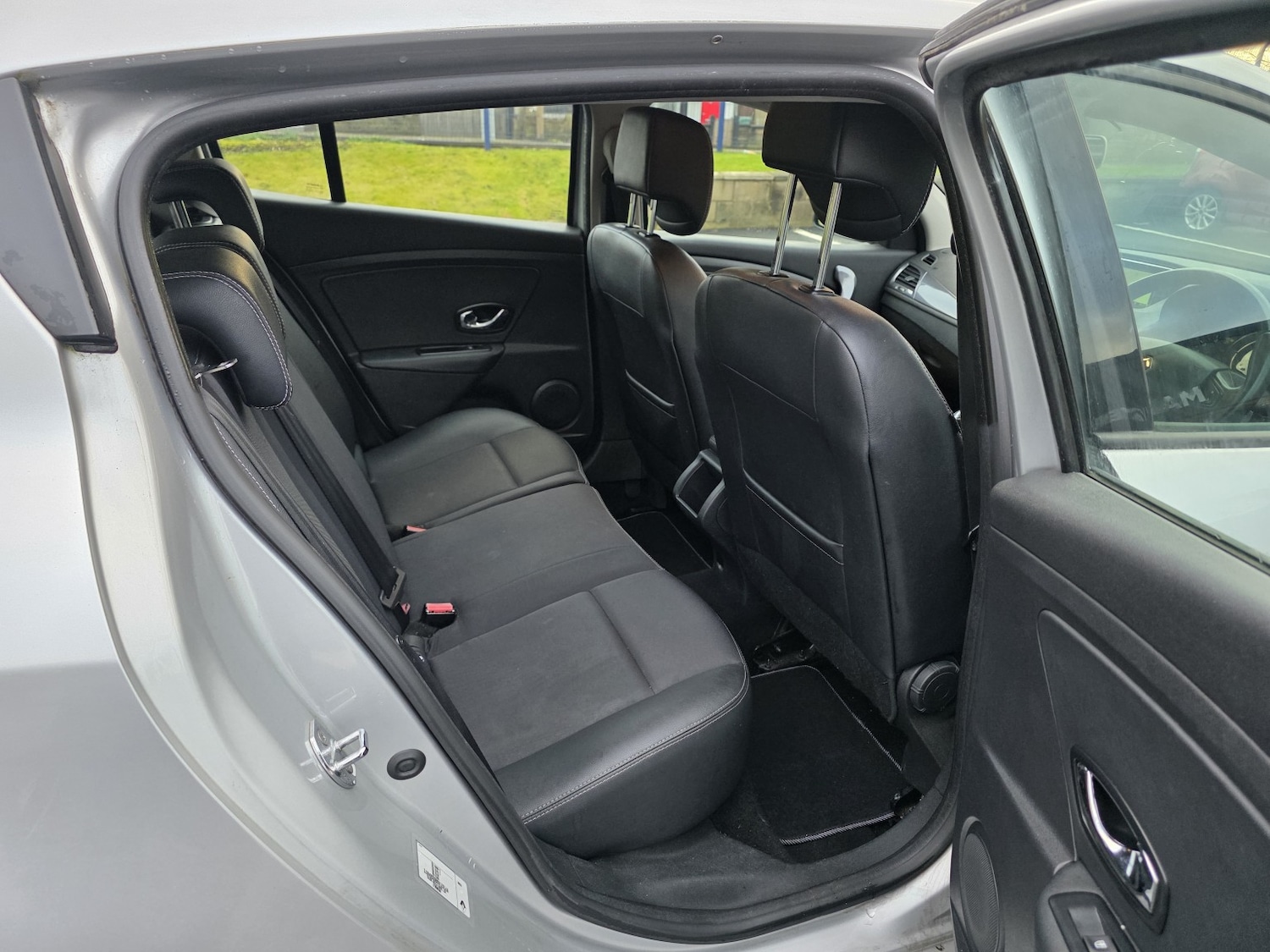 Used Renault Megane 2015 for sale - 77237049: Photo 11