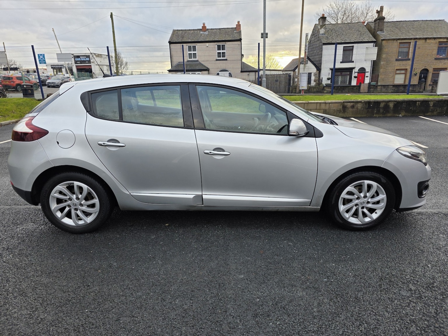 Used Renault Megane 2015 for sale - 77237049: Photo 5