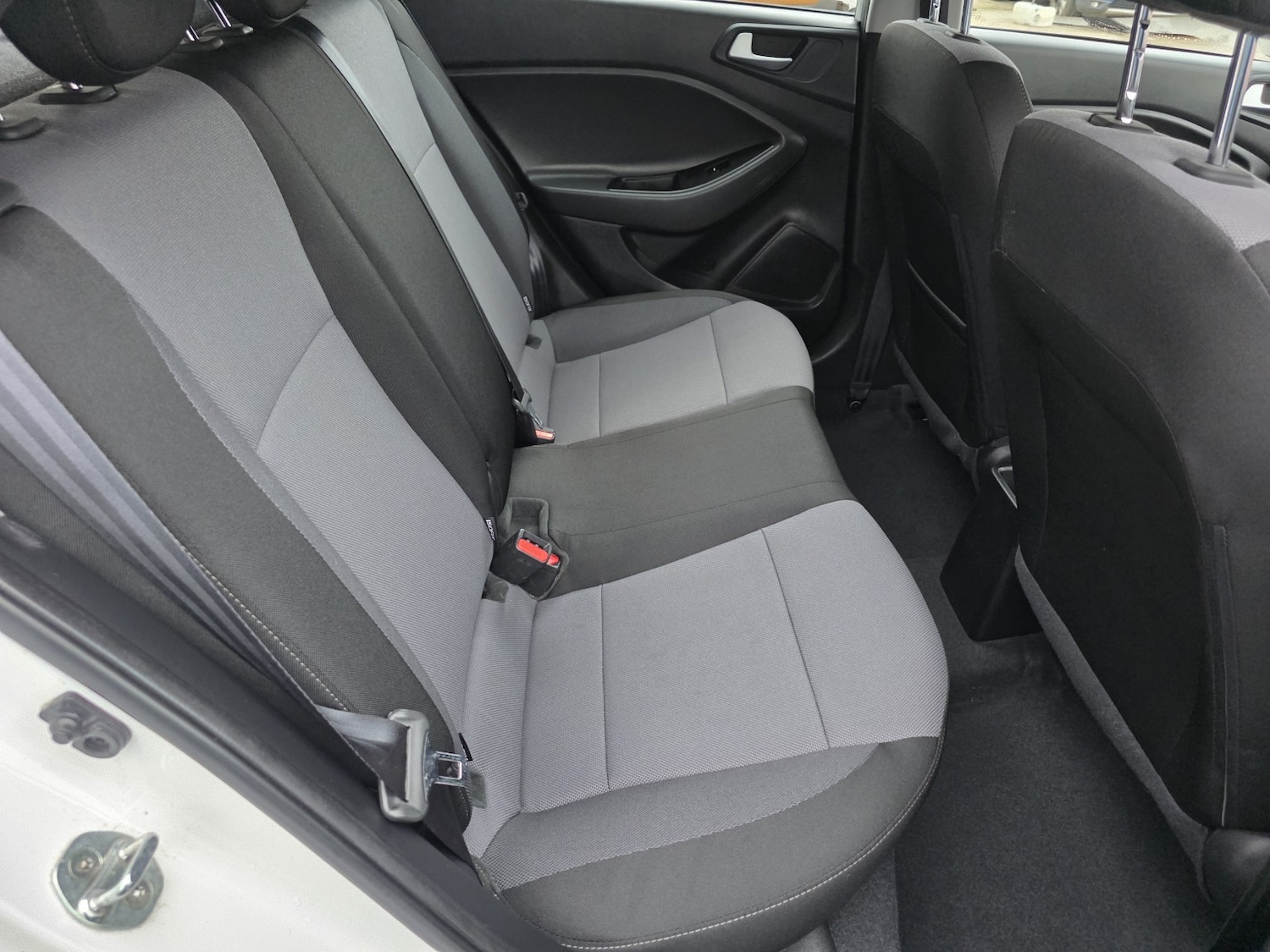 Used Hyundai i20 2017 for sale - 77981808: Photo 10