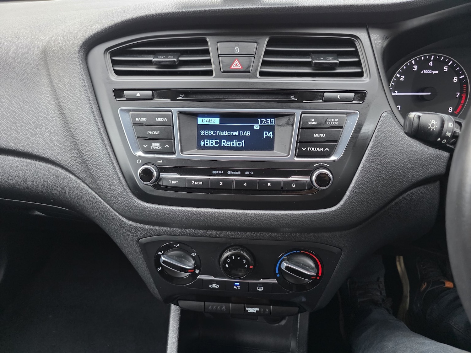 Used Hyundai i20 2017 for sale - 77981808: Photo 17