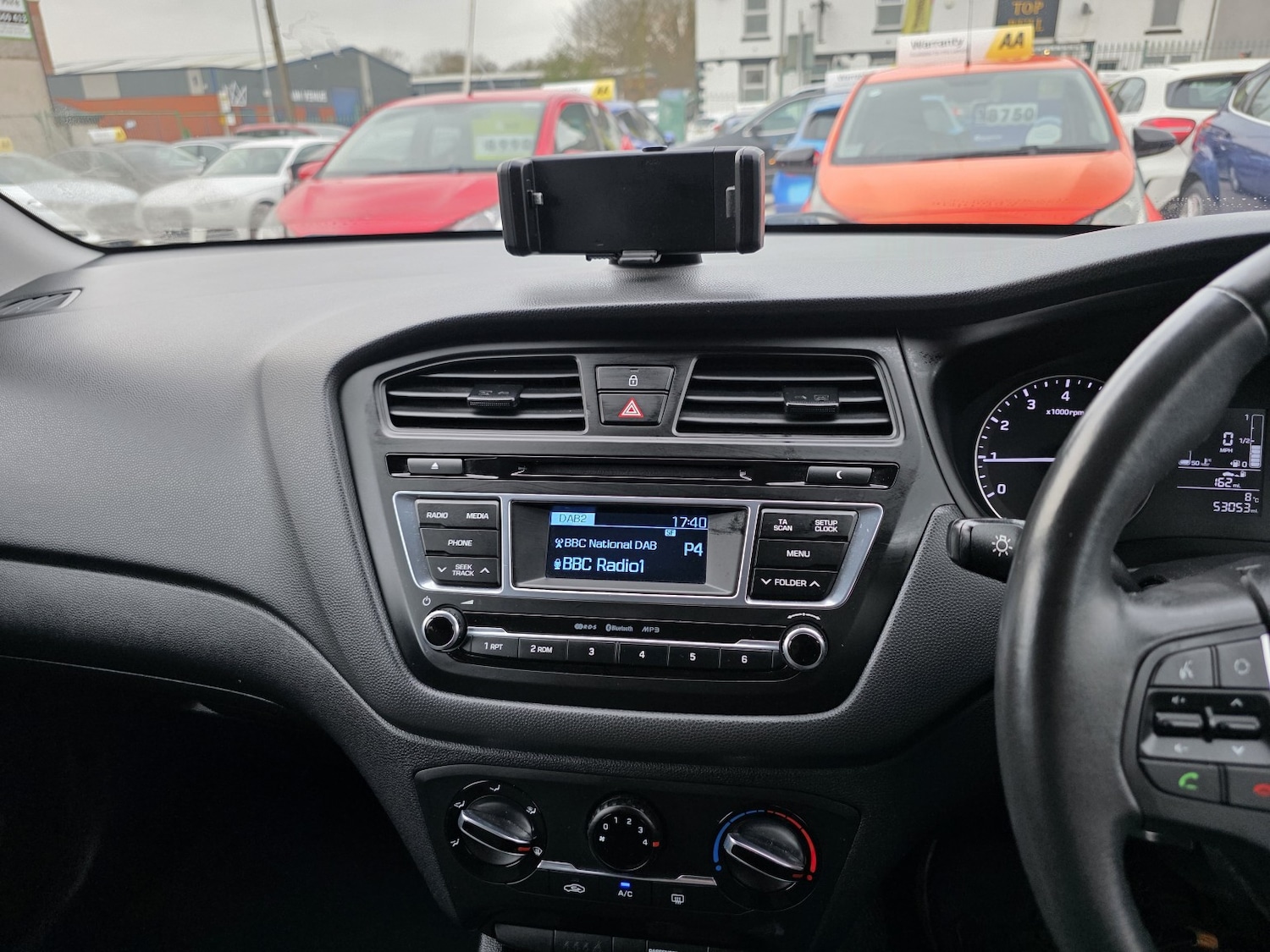 Used Hyundai i20 2017 for sale - 77981808: Photo 20