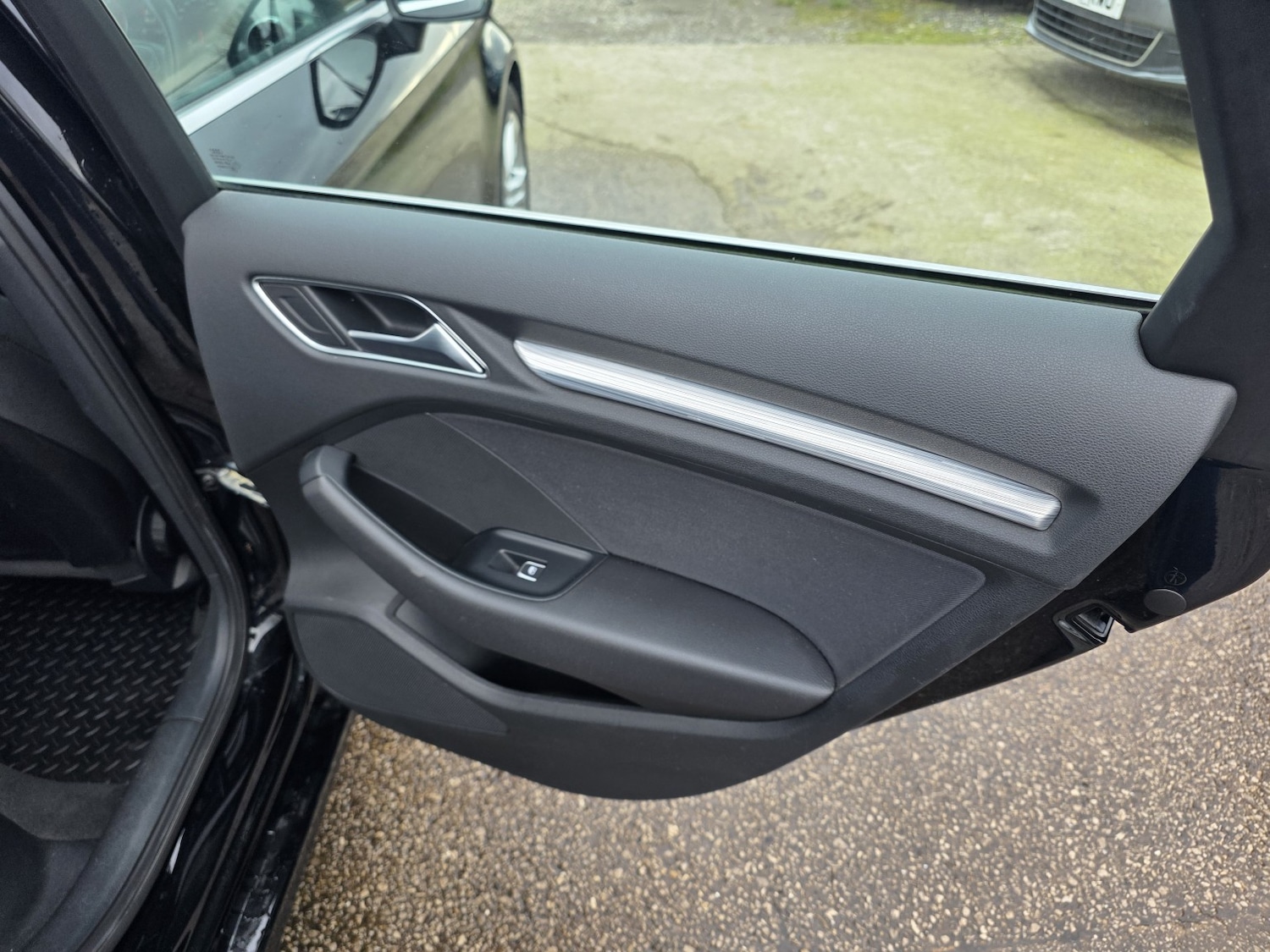 Used Audi A3 2017 for sale - 77694313: Photo 27