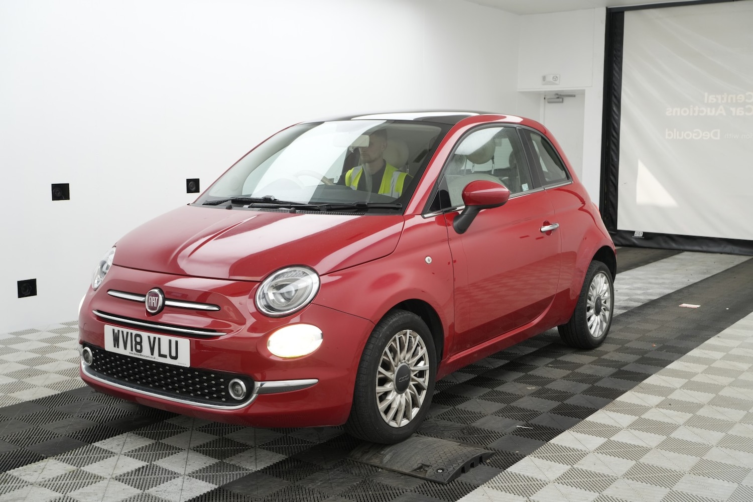 Used Fiat 500 2018 for sale - 76134098: Photo 2