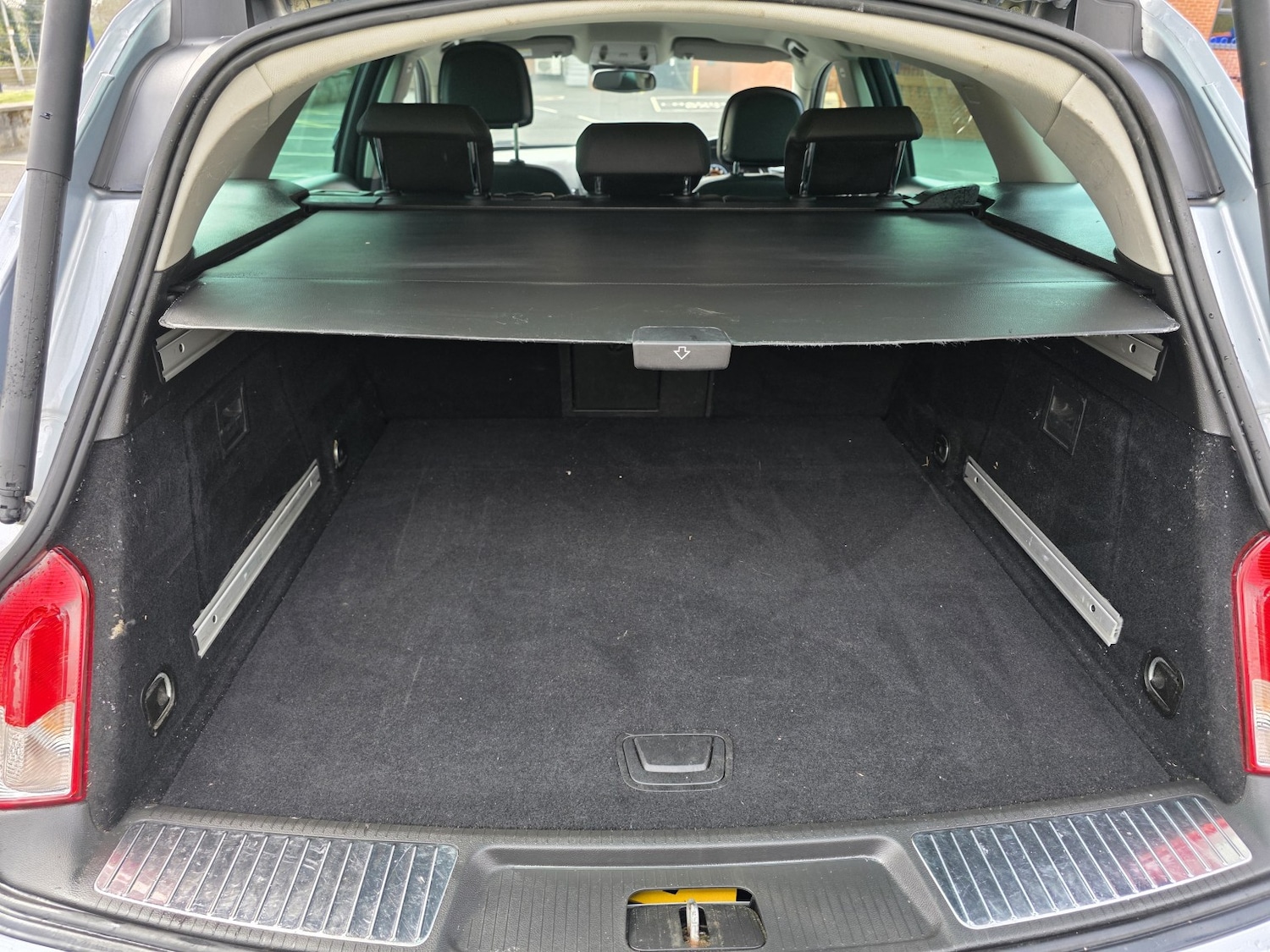 Used Vauxhall Insignia 2017 for sale - 78201943: Photo 30