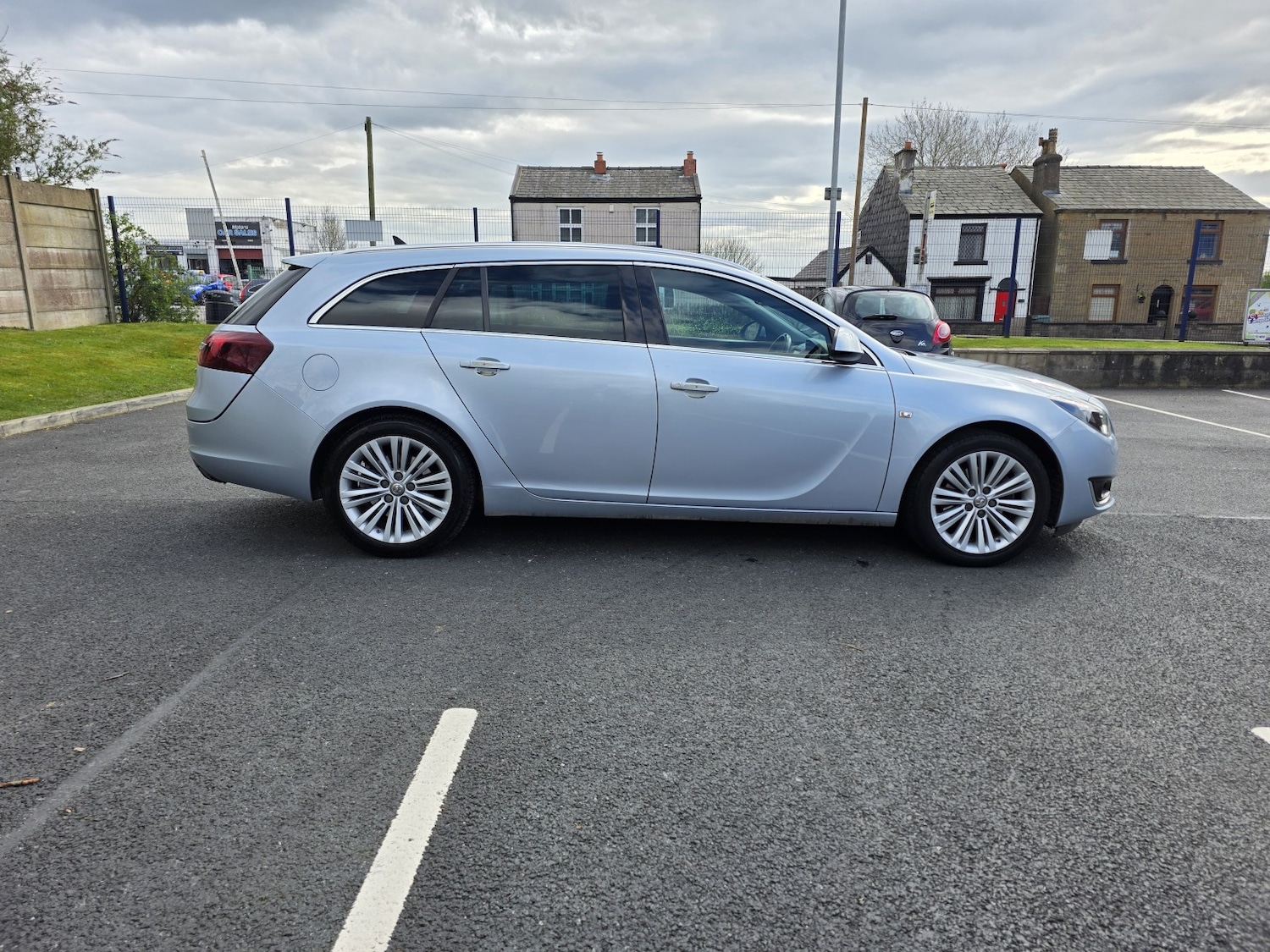 Used Vauxhall Insignia 2017 for sale - 78201943: Photo 5