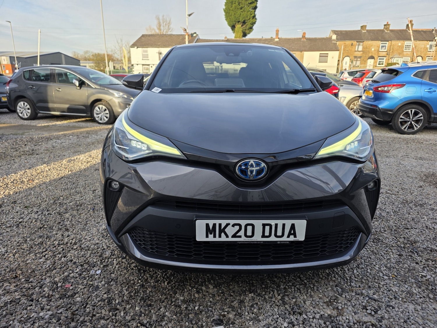 Used Toyota C-HR 2020 for sale - 76751767: Photo 1