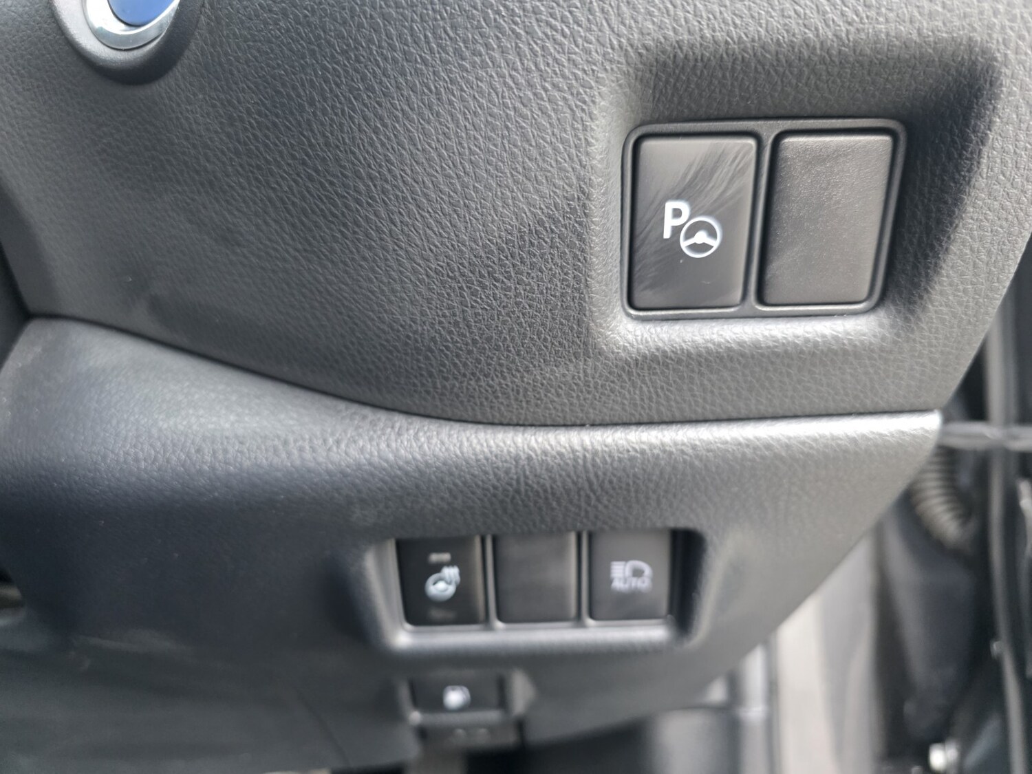 Used Toyota C-HR 2020 for sale - 76751767: Photo 15