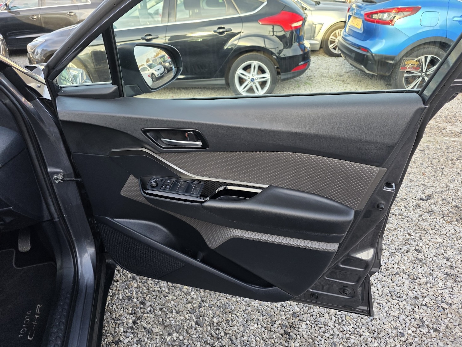 Used Toyota C-HR 2020 for sale - 76751767: Photo 26