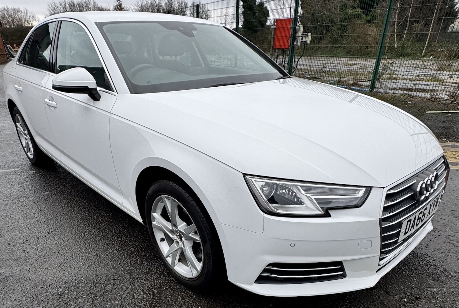 Used Audi A4 2016 for sale - 77584577: Photo 2