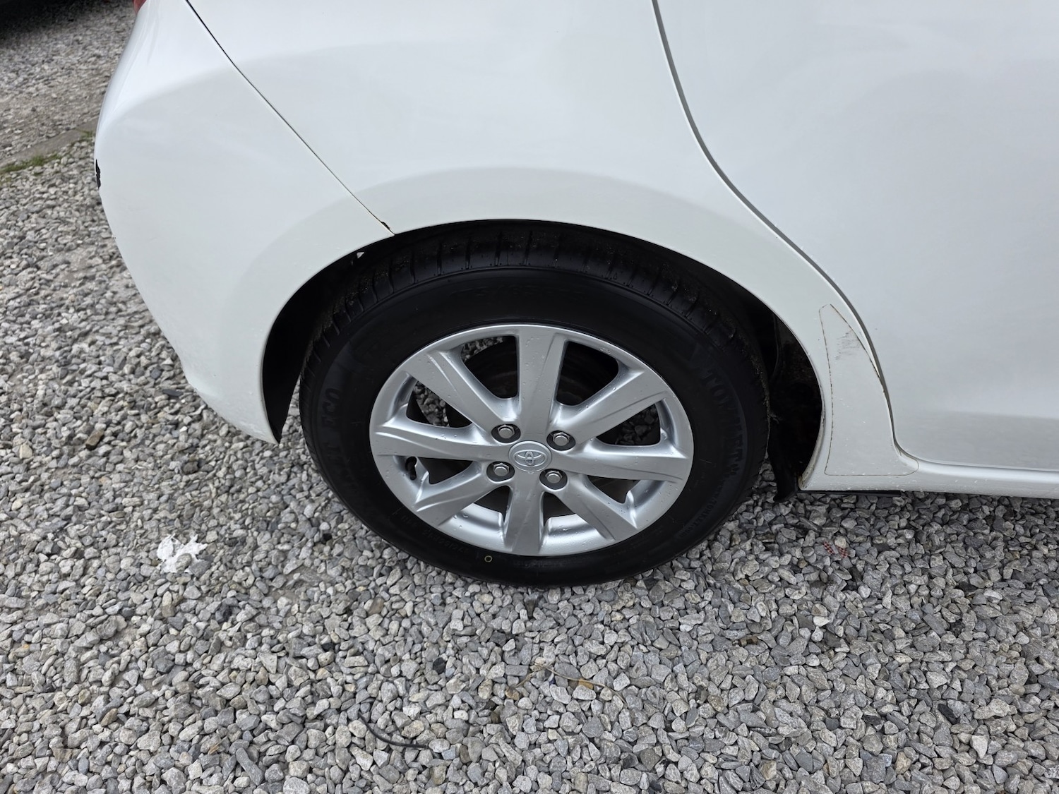 Used Toyota Yaris 2012 for sale - 76324843: Photo 23