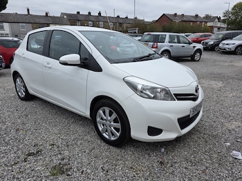 Toyota Yaris feature image 2