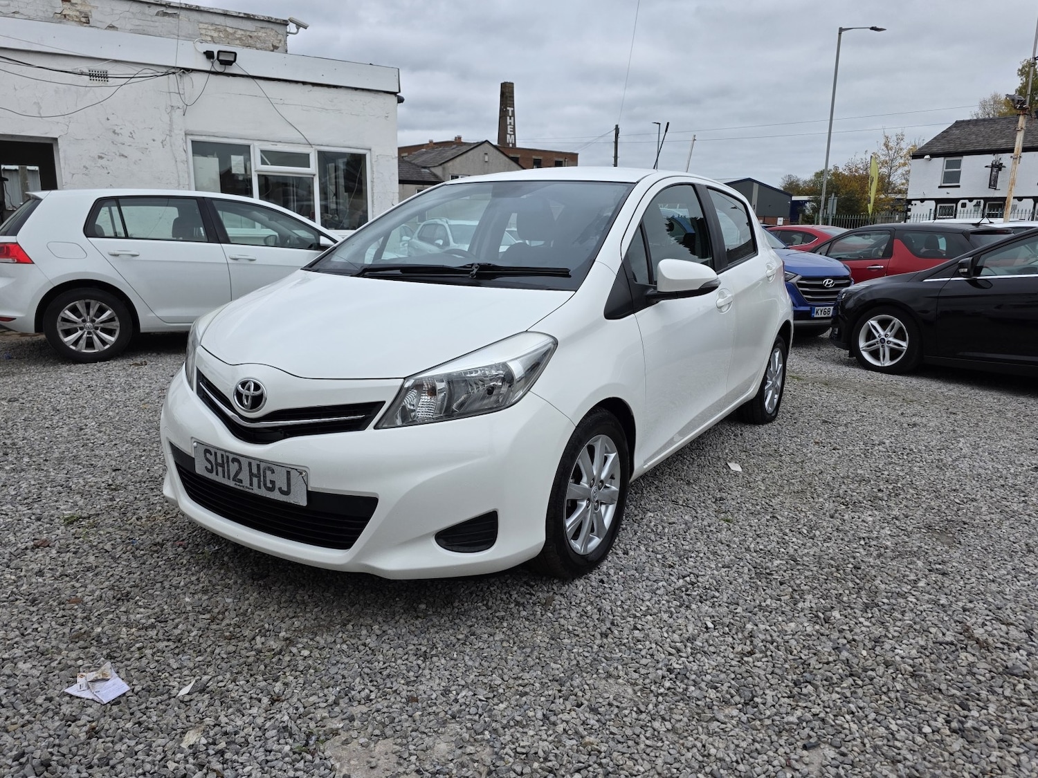 Used Toyota Yaris 2012 for sale - 76324843: Photo 3