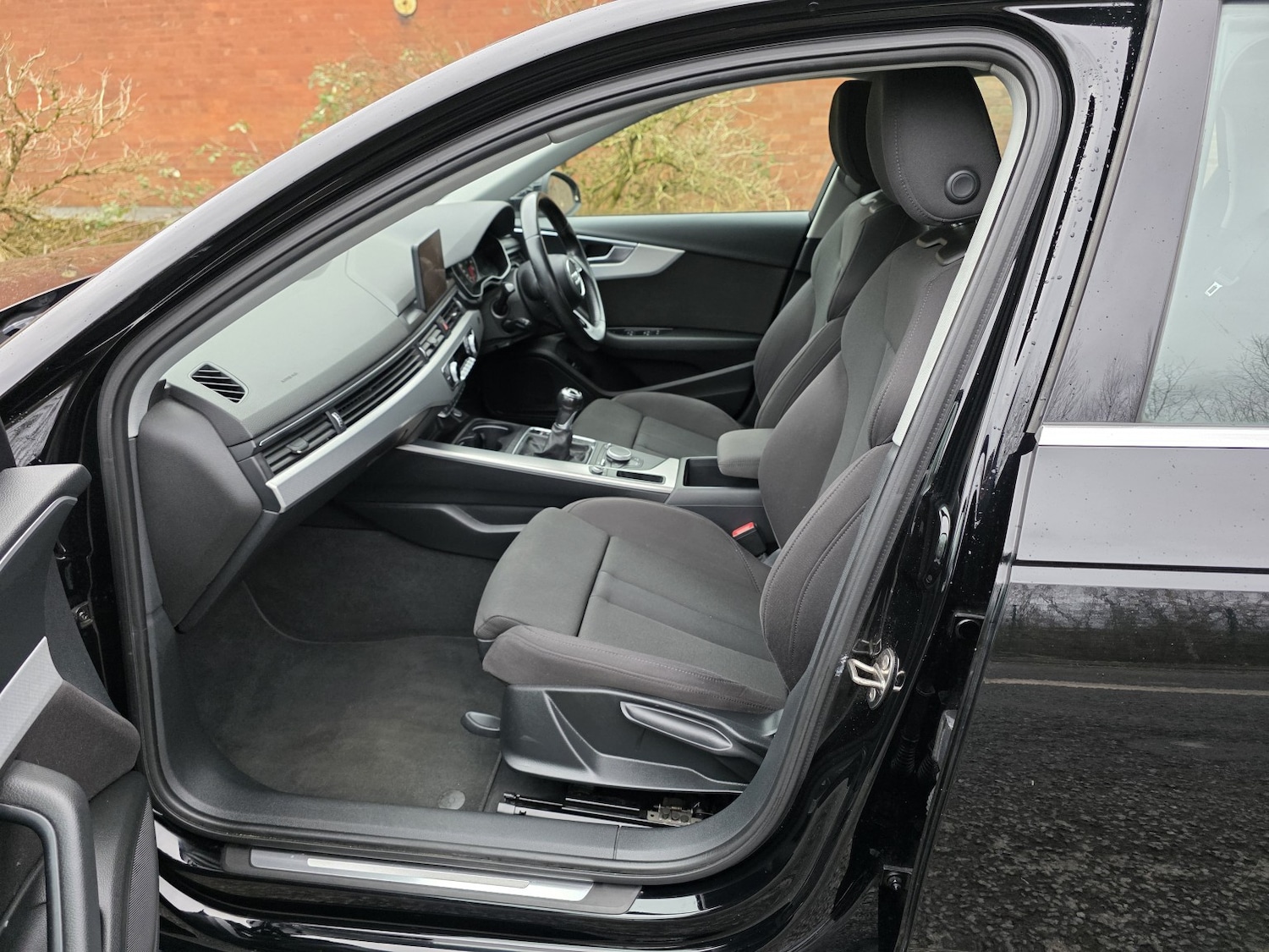 Used Audi A4 2016 for sale - 77303569: Photo 11