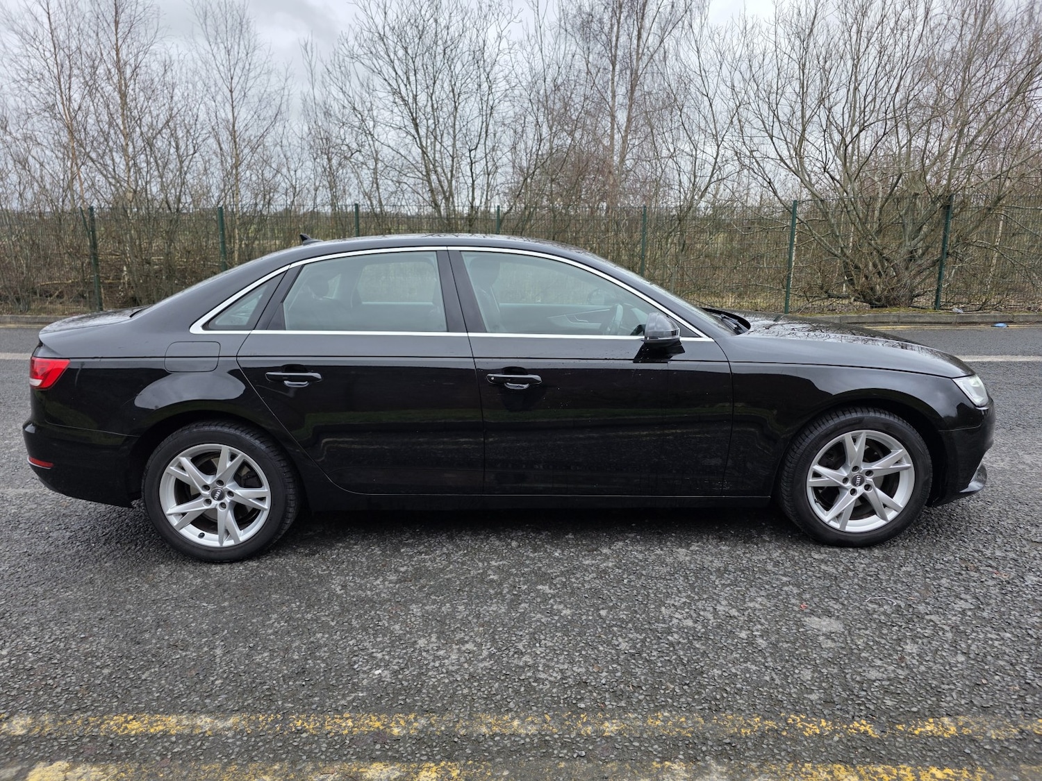 Used Audi A4 2016 for sale - 77303569: Photo 4